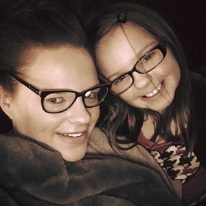 Meet your Posher, Joni